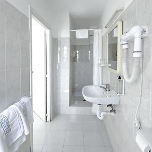 Habitación con 2 Camas Individuales